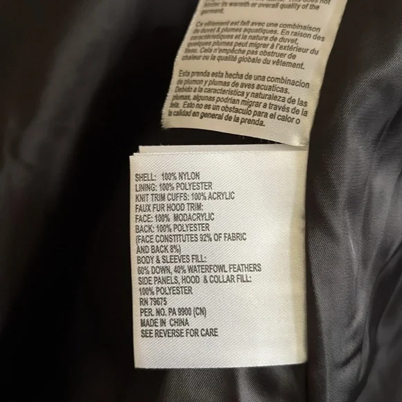 Michael Kors Black Quilted Puffer Coat with Fur Trim. - Picture 10 of 10